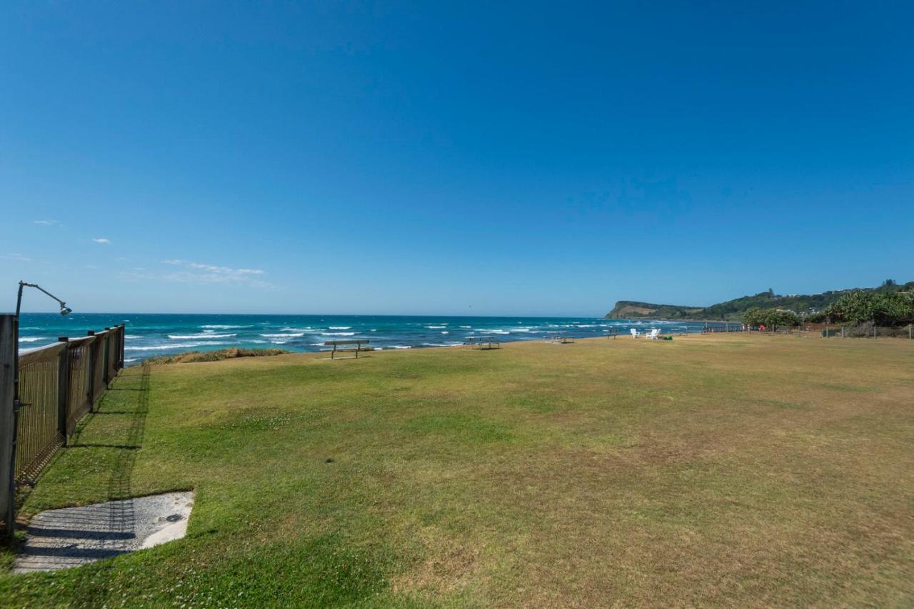 10T Beachfront Apartments Lennox Head Dış mekan fotoğraf